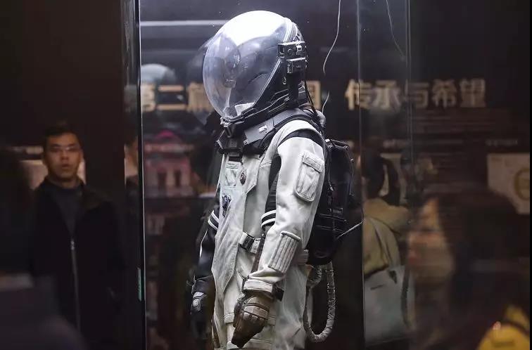 流浪地球科幻展区人气高 流浪地球科幻展区人气高